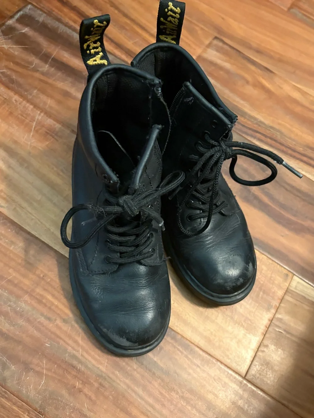 Dr. Martens 1460 Junior Black Leather Lace Up Boots Kids US 1 EU 32